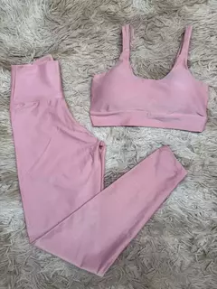 Conjunto Forever na internet