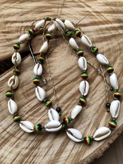 Kit 2 Colares Choker Regulável Búzios com Miçangas do Reggae na internet