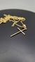 Corrente Cartier Cadeado Fecho Tradicional 1,2mm 70cm + Pingente Cruz Agulha - Banhado a Ouro 18K na internet