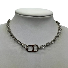 Collar Corto Eslabón Grueso con Chapita