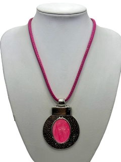 Collar con Medallon Esmaltado - comprar online