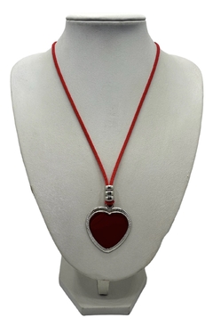 Collar Largo Gamuza con Corazón Esmaltado - comprar online