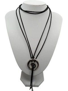 Collar Chocker Gamuza con Dijes Grandes - comprar online