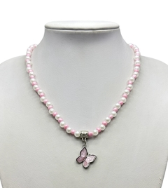 Collar Perlas con Mariposa en internet