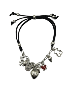 Pulsera Gamuza con Cadena y Dijes en internet