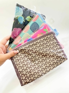 NECESSAIRE