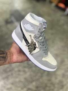 TÊNIS NIKE AIR JORDAN na internet