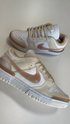 Tênis Nike Bege - comprar online