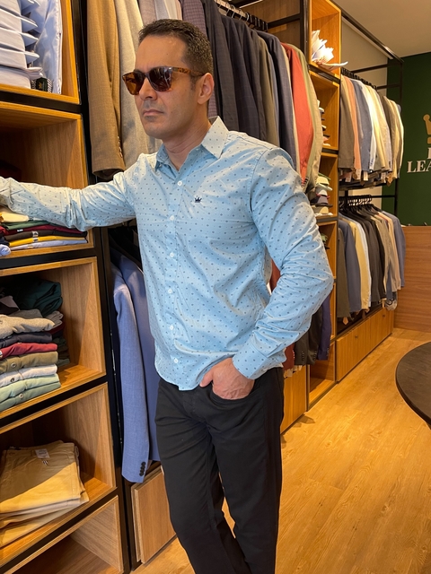 CAMISA SOCIAL ESTAMPADA AZUL CÉU - DOM LEANDRO