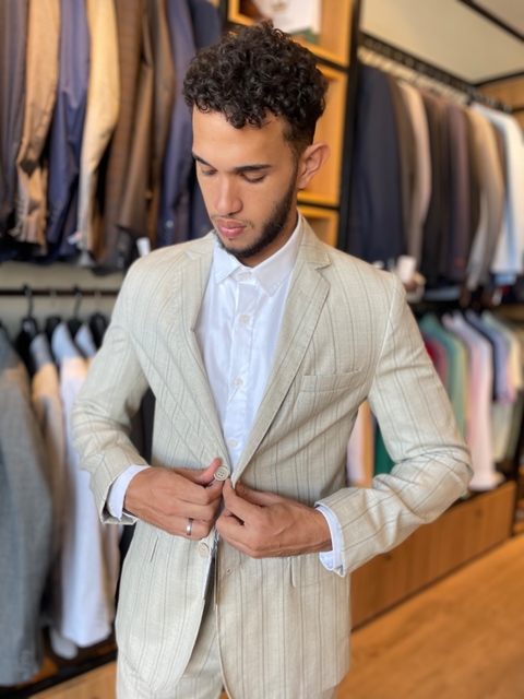 COSTUME ROMA LINHA CLÁSSICA BEGE RISCADO - DOM LEANDRO