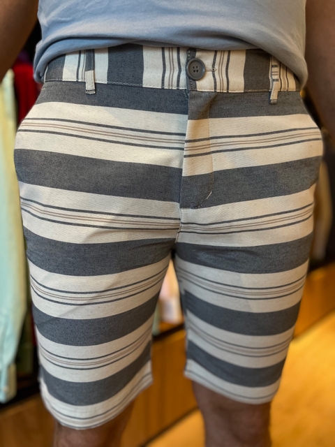 BERMUDA FIT LISTRADA - DOM LEANDRO