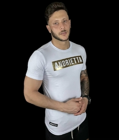 CAMISA BRANCA COM DOURADA ANDRIETTA