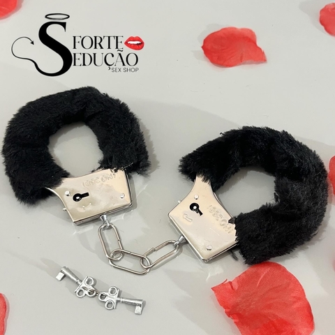 Algemas com pelúcia - comprar online