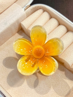 Presilha Flor P na internet