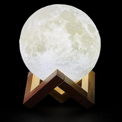 Luminária Lua Cheia 3D de 15cm Abajur Decorativa Usb Com Suporte na internet