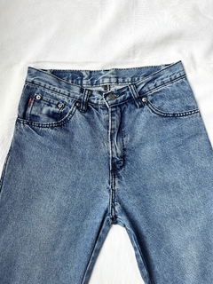 Pantalon Izzull en internet
