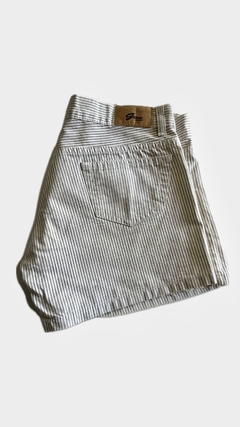 Short Gross - Vintage Room