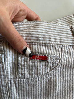 Short Gross en internet
