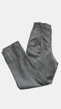 Sastrero Gris