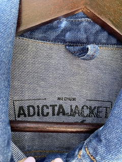 Campera Adicta Jacket en internet