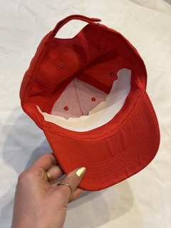Gorra Trasero Rojo en internet