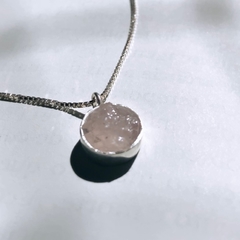 COLAR INICIAL [INLAY] na internet