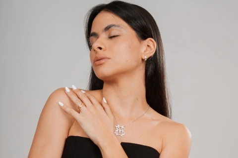 Marca 10 de Uma Letra Joalheria