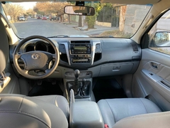 Imagen de Toyota Hilux SRV CUERO 2011 (EP)
