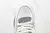 Nike Air Jordan 4 Retro 'Seafoam' na internet