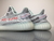 Adidas Yeezy 350 v2 'Blue Tint' na internet