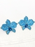 Brinco flor esmaltado - TURQUESA - comprar online
