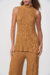 Blusa Colcci Caramelo Alongada
