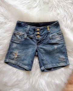 SHORTS JEANS ESCURO TAMANHO 38 - comprar online