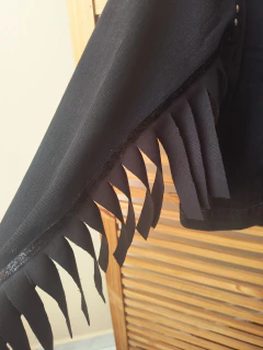 Jaqueta jeans preta customizada Caveira Lupita tamanho G - Xodozinhos da Kari