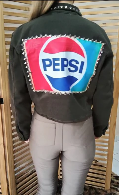 Jaqueta jeans cropped preta customizada Pepsi tamanho G - loja online