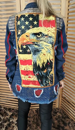 Máxi Jaqueta jeans escuro destroyed customizada Águia Americana tamanho P - comprar online