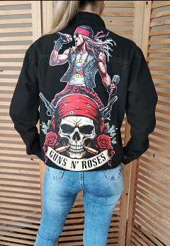 Jaqueta jeans preta customizada Guns N' Roses tamanho G na internet