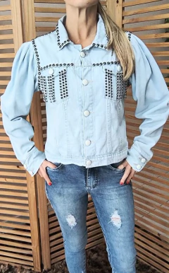 Jaqueta jeans clara customizada tamanho G na internet