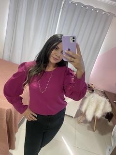 Blusa longa com detalhes na manga - Bem me quer