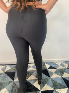 Calça montaria na internet