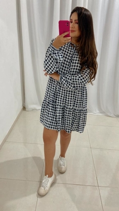 Vestido - manga longa com detalhes na internet