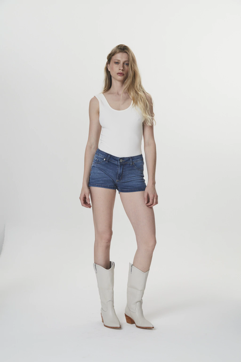 MINI SHORT