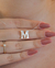 Chocker invisível com letra em Madre Pérola