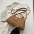 BOLSA DE OMBRO DE PALHA CESTA BOHO COM ALÇA SUPERIOR TECIDA À MÃO/ COD.B136 - loja online
