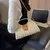 BOLSA DE OMBRO DE PALHA CESTA BOHO COM ALÇA SUPERIOR TECIDA À MÃO/ COD.B136 na internet