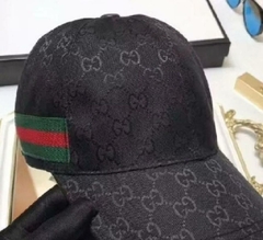 GUCCI Bone GG Supreme Web