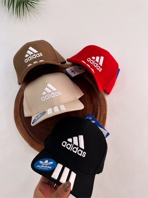 Boné adidas