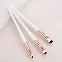 Kit pinceis para delineador e sombra - 3 peças - comprar online