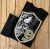 Camiseta Osklen - Malha Premium - ESCUDO ARARA GIRASSOL