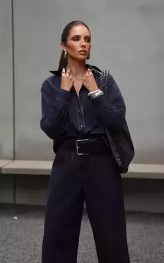 CONJ.CAMISA OVERSIZED E CALÇA PANTALONA na internet